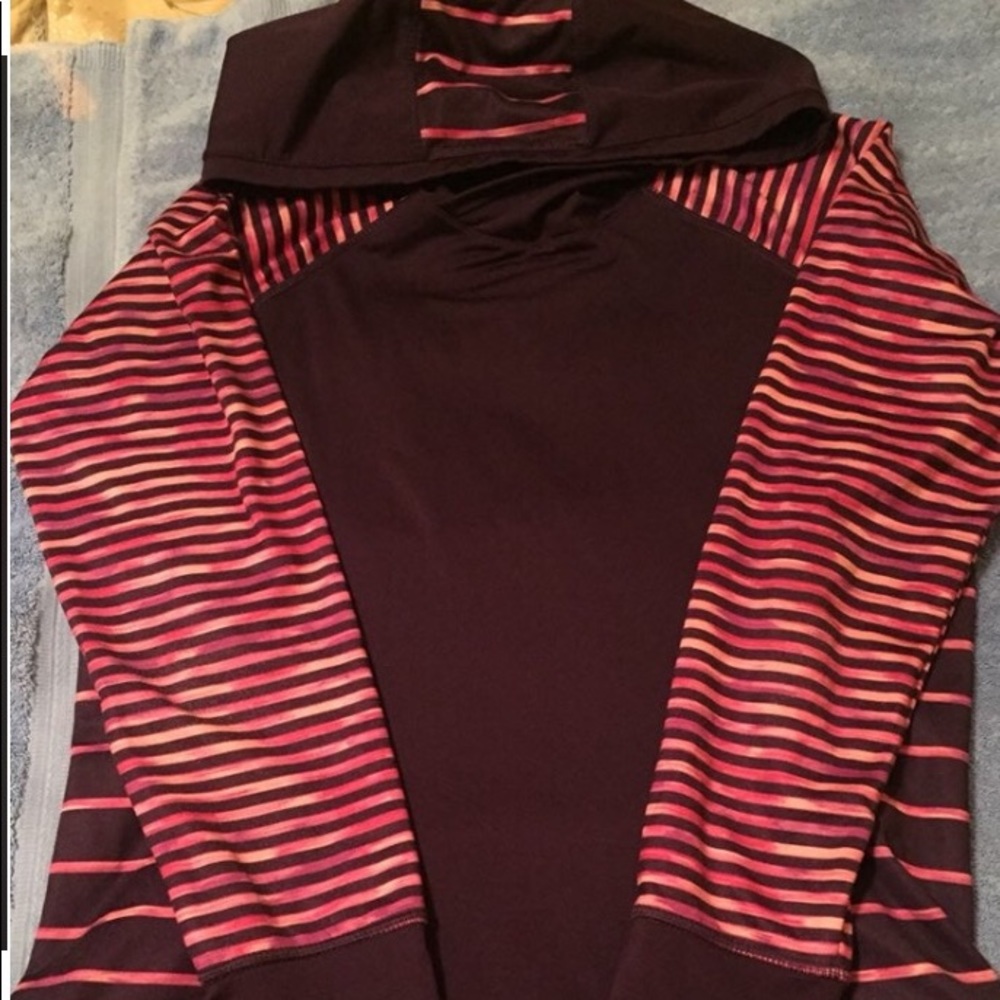 Reebok Hoodie Ladies Medium